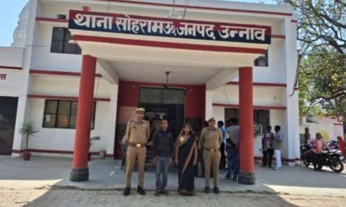 दहेज हत्या में वांछित अभियुक्त व अभियुक्ता गिरफ्तार