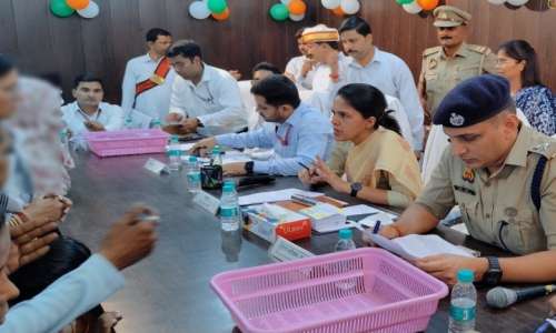 तहसील सदर में मंडलायुक्त की अध्यक्षता में संपन्न हुआ सम्पूर्ण समाधान दिवस