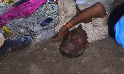 उन्नाव में डॉक्टर और उसकी  दूसरी पत्नी के शव मिले/   इलाके में सनसनी, पुलिस और फोरेंसिक टीम जांच में जुटी